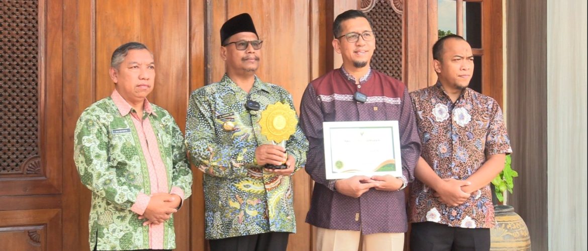 Rembang Raih UHC Award 2026, Bukti Komitmen Lindungi Kesehatan Seluruh Warga