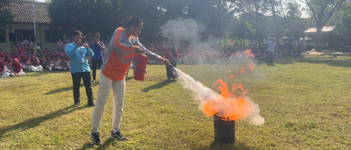 Damkar Rembang Tingkatkan Edukasi Keselamatan Kebakaran, Sekolah dan Instansi Antusias Ikuti Pelatihan